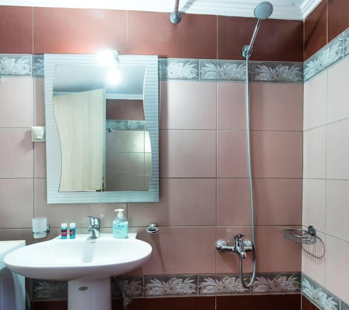 Nikis Apartments Kisamos Dhrapaniás Eksteriør bilde